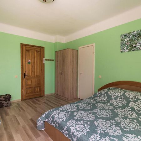 Neringa Guest House Palanga Chambre photo