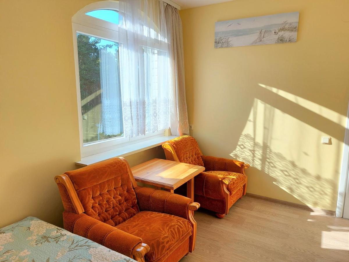 Neringa Guest House Palanga Extérieur photo